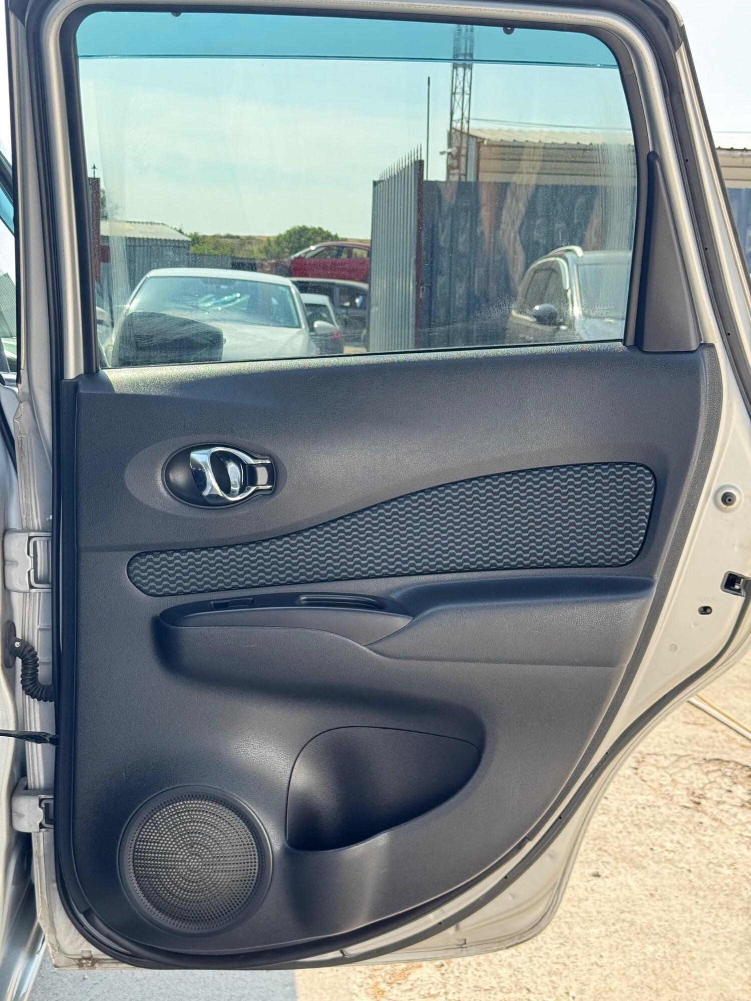 Used Nissan Note 2014 for sale - 77332621: Photo 25