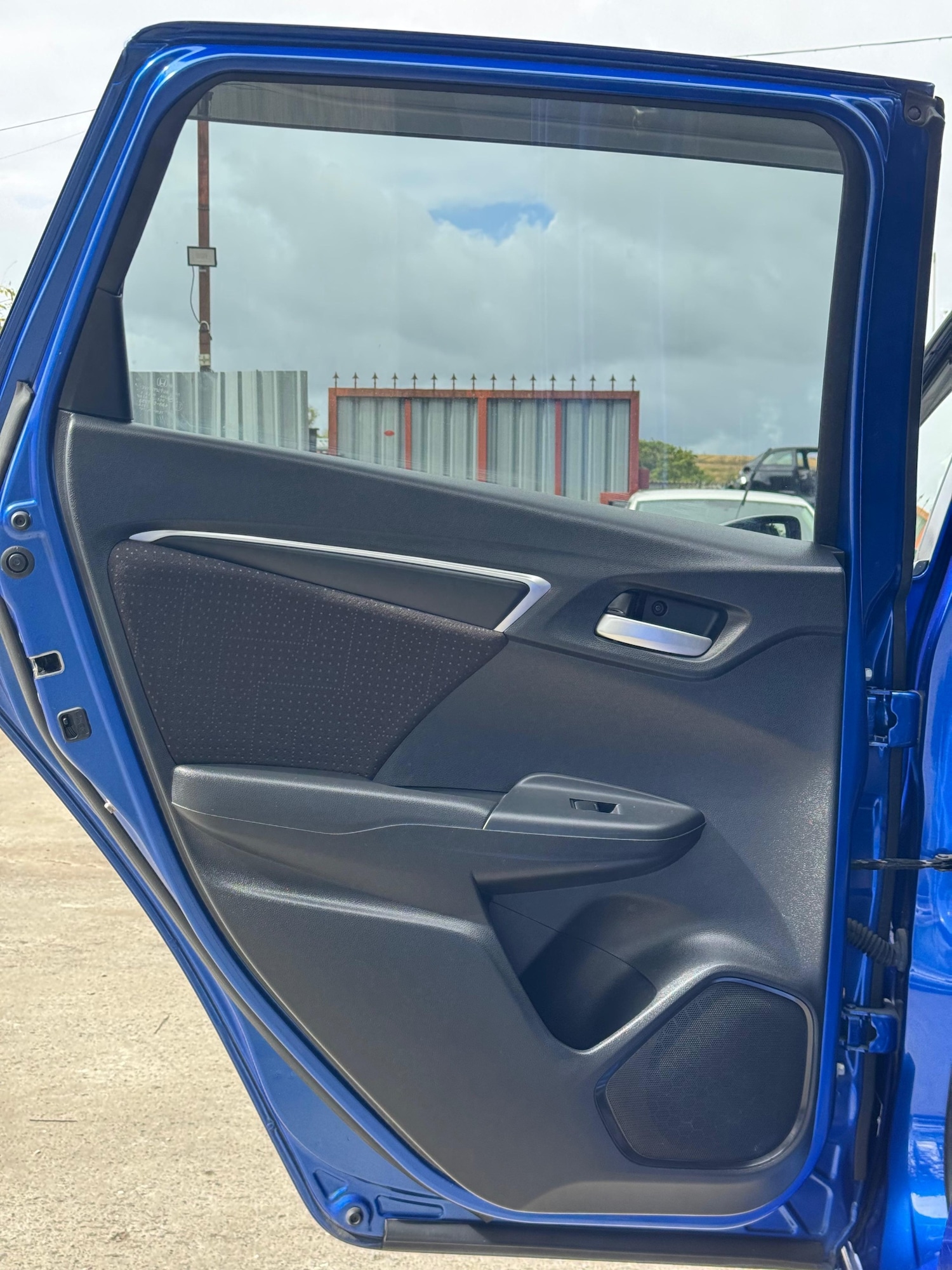 Used Honda Jazz 2014 for sale - 76856173: Photo 27