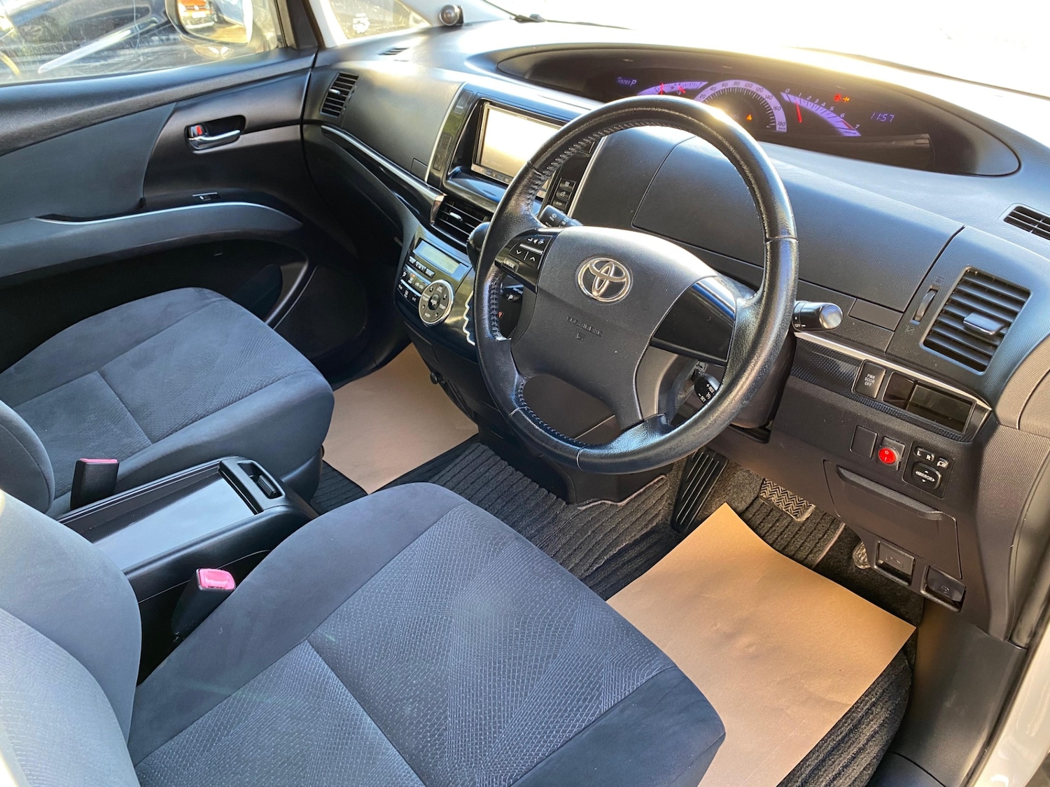 Used Toyota Estima 2013 for sale - 77235996: Photo 12