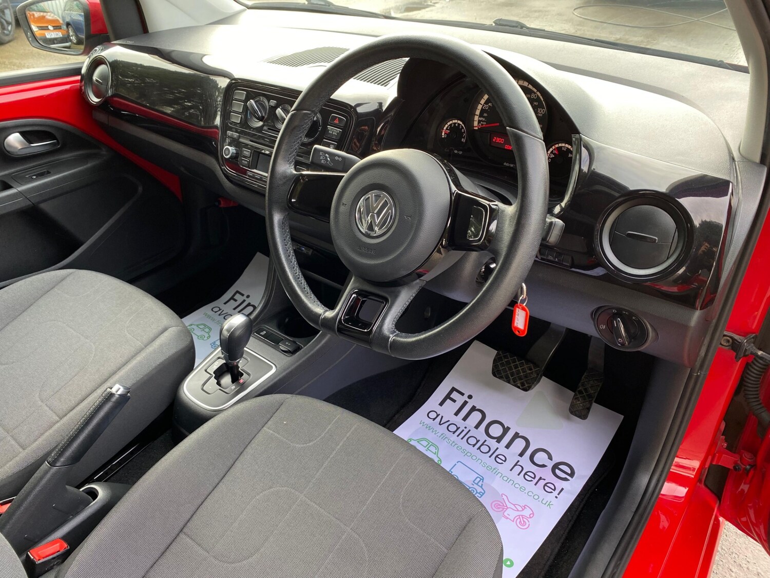 Used Volkswagen up! 2015 for sale - 77728895: Photo 13