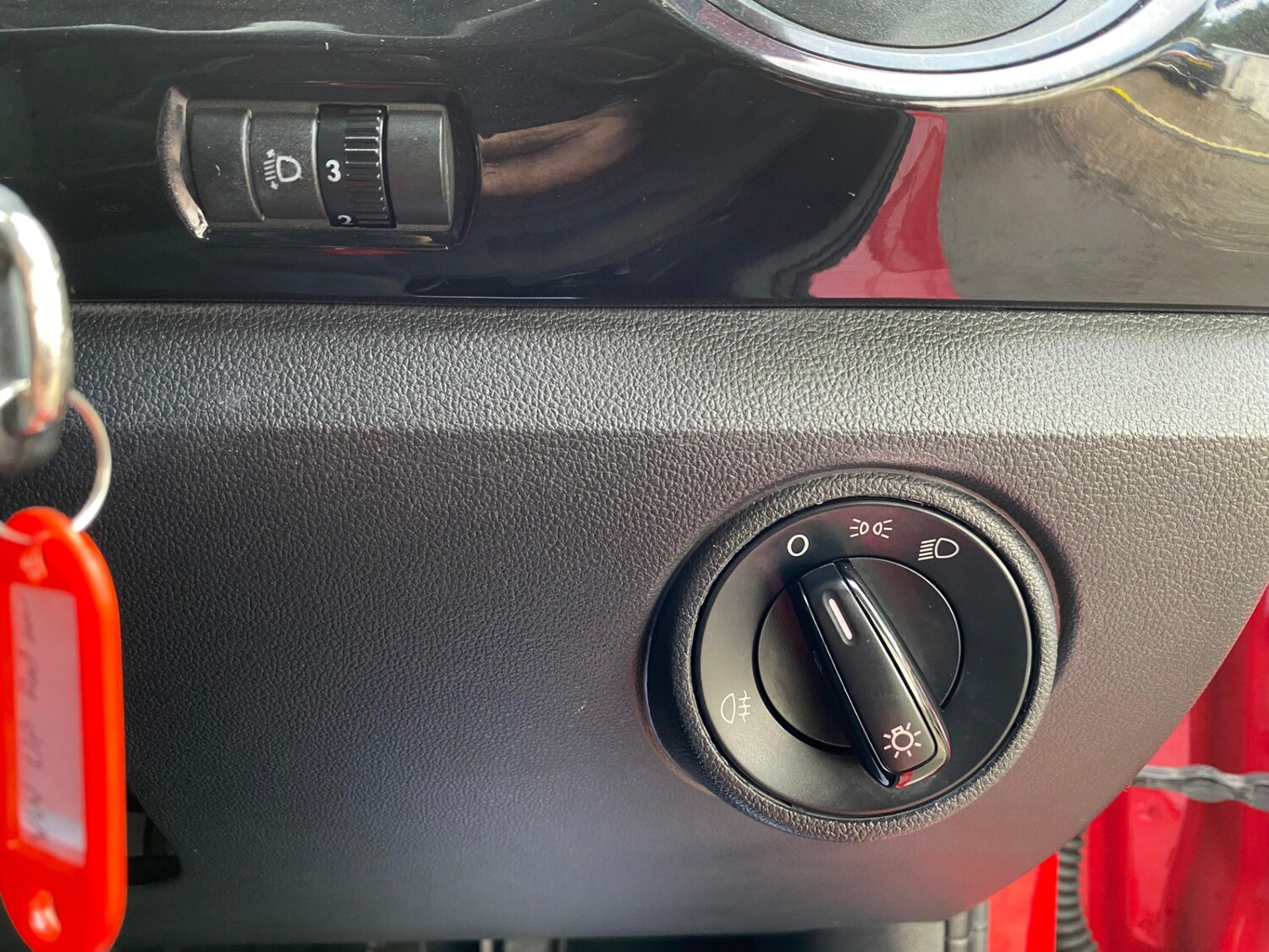 Used Volkswagen up! 2015 for sale - 77728895: Photo 22