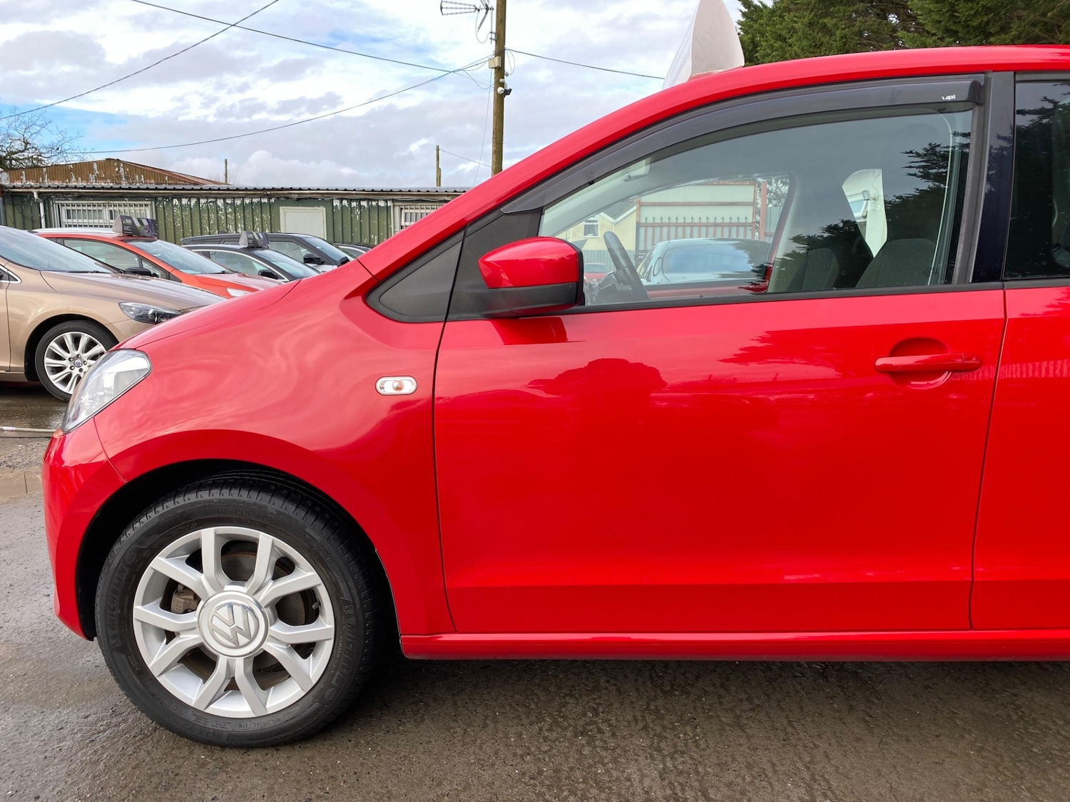 Used Volkswagen up! 2015 for sale - 77728895: Photo 8