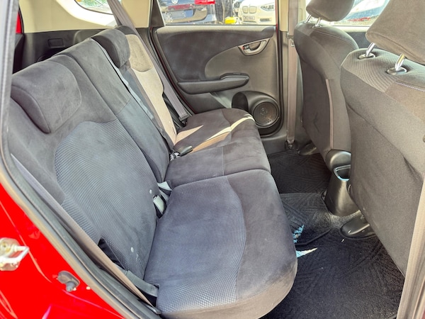 Used Honda Fit 2011 for sale - 76206485: Photo 15