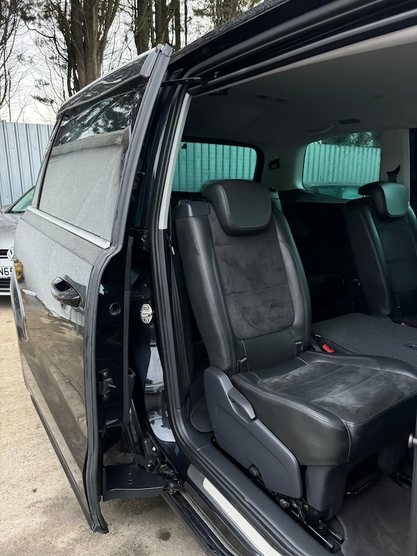Used Volkswagen Sharan 2014 for sale - 76181440: Photo 28