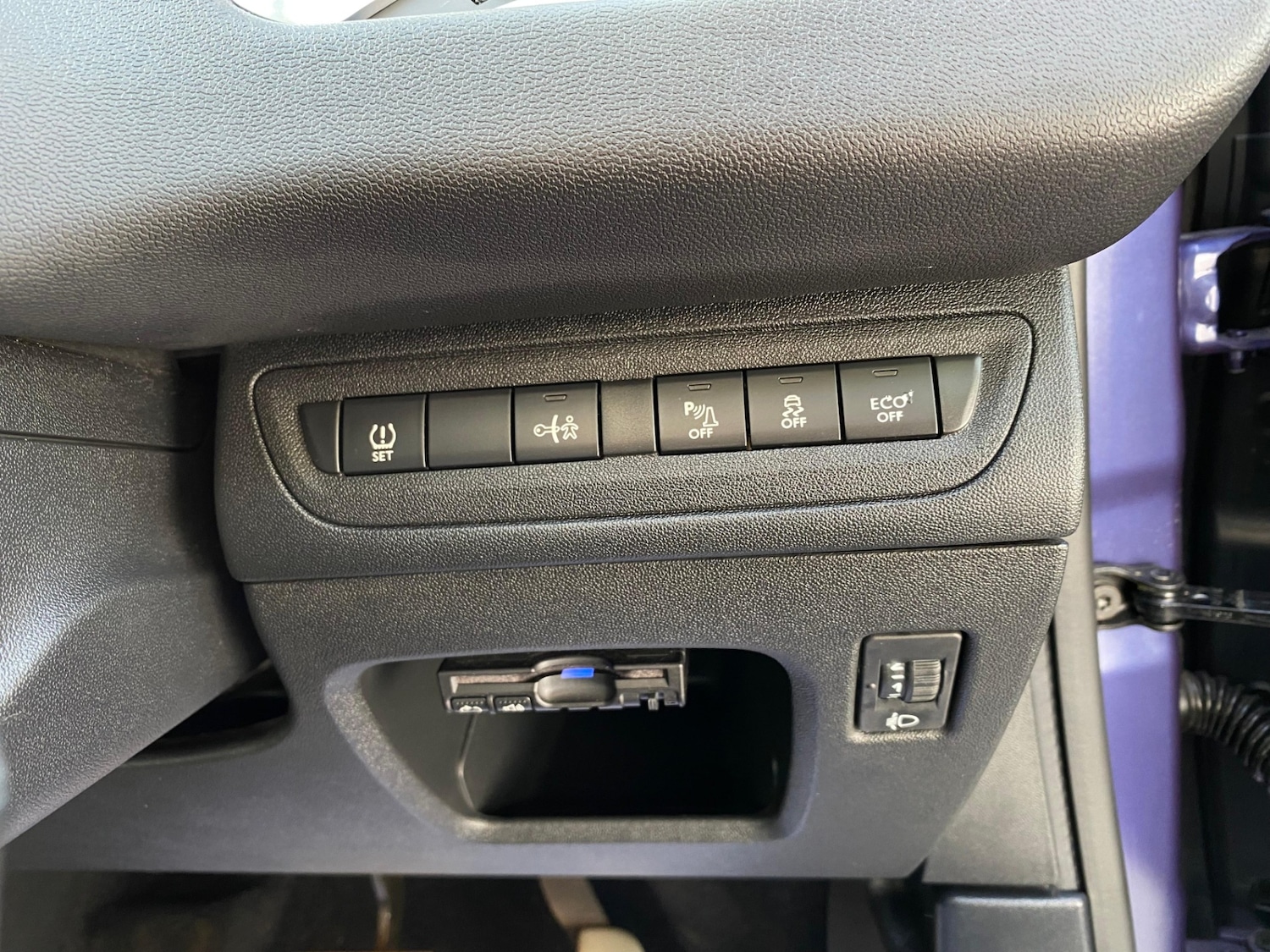 Used Peugeot 208 2015 for sale - 78035643: Photo 23