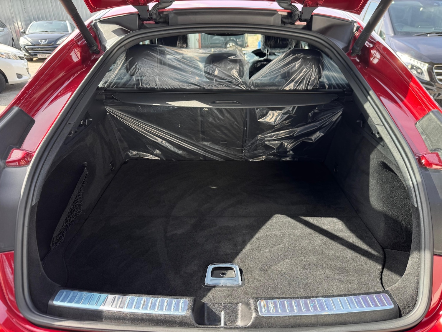 Used Mercedes-Benz 220 2018 for sale - 76514281: Photo 11