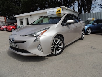 Used Toyota Prius 2016 for sale - 79475903: Photo
