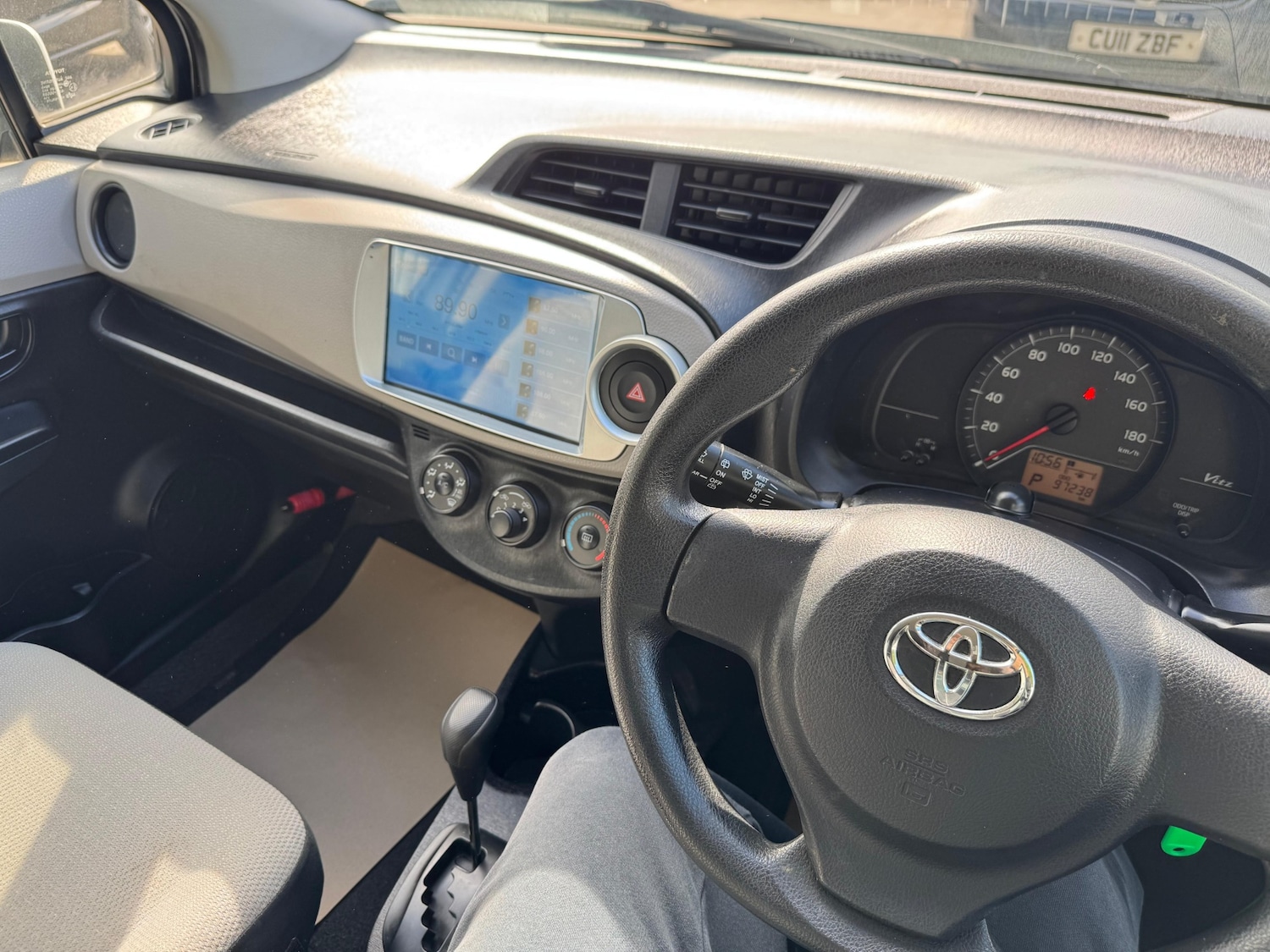 Used Toyota Vitz 2011 for sale - 76170933: Photo 17