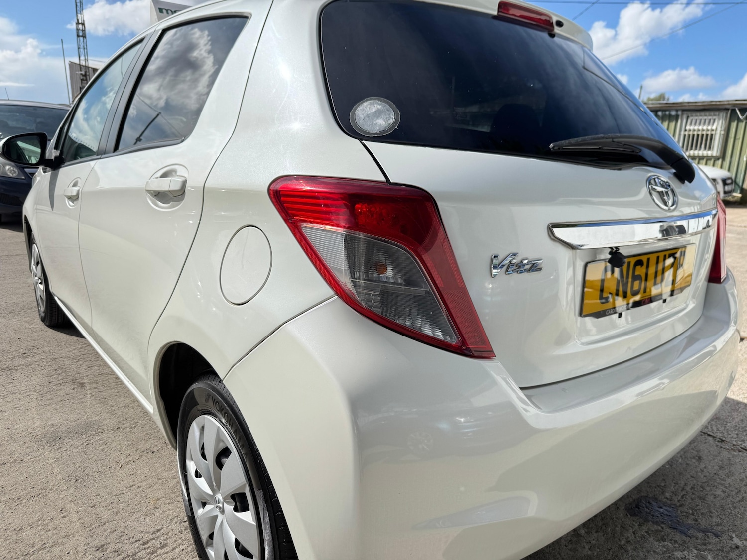 Used Toyota Vitz 2011 for sale - 76170933: Photo 40