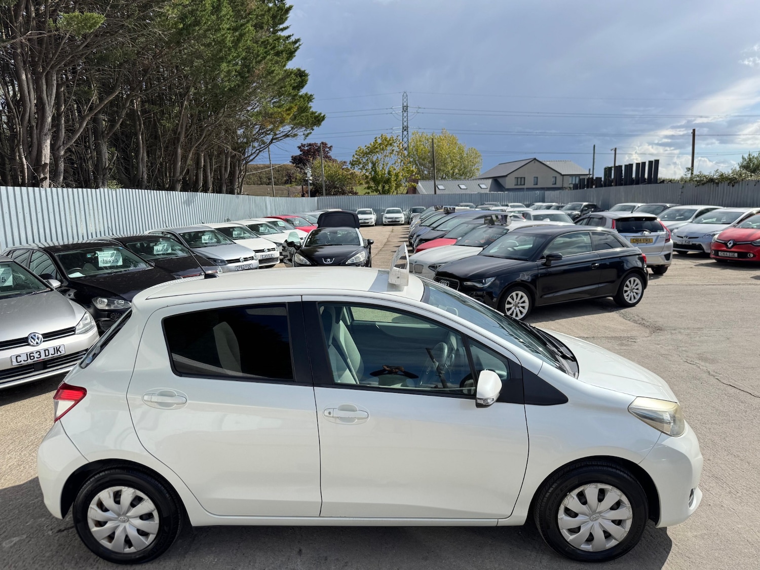 Used Toyota Vitz 2011 for sale - 76170933: Photo 43