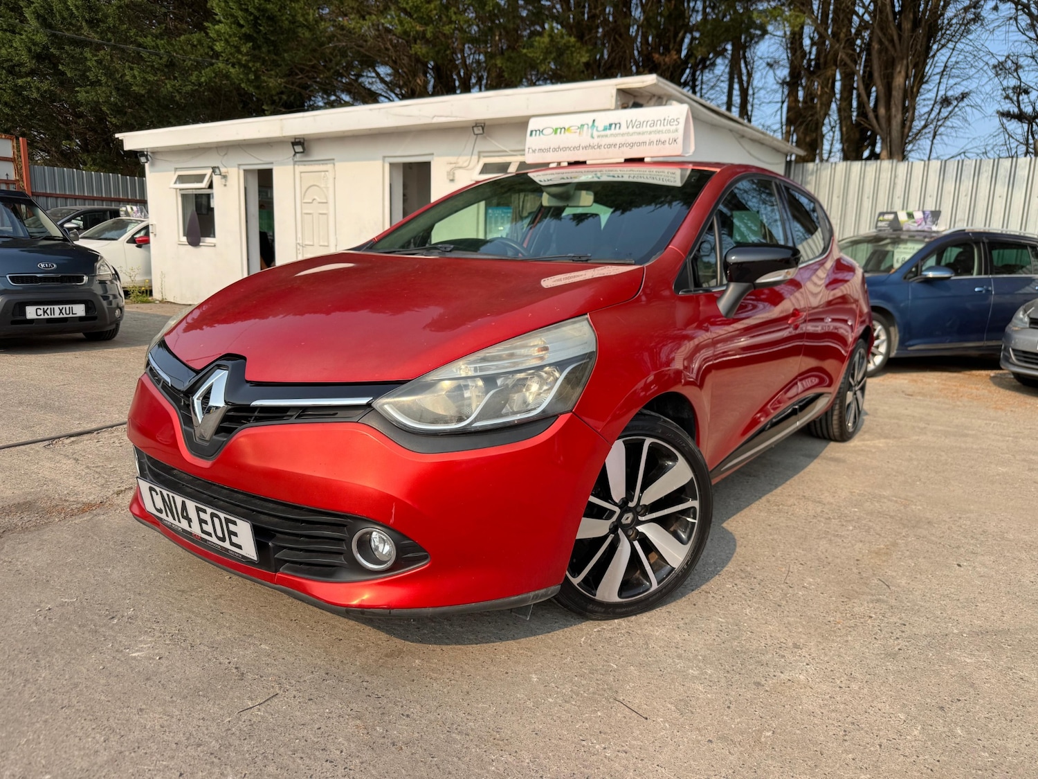 Used Renault Clio 2014 for sale - 76690665: Photo 2