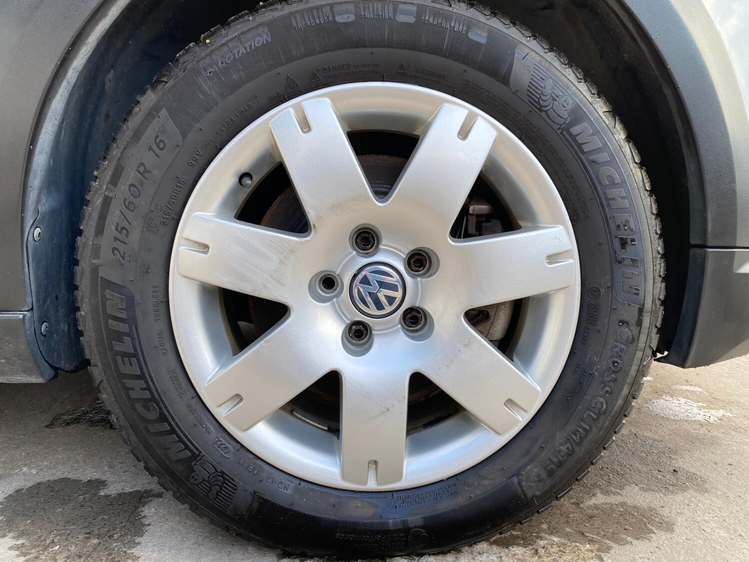 Used Volkswagen Touran 2013 for sale - 77841689: Photo 39