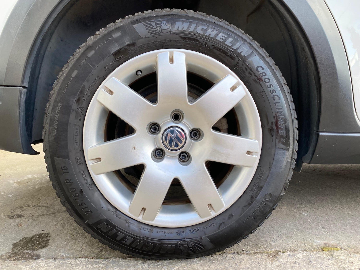 Used Volkswagen Touran 2013 for sale - 77841689: Photo 40