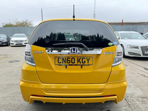 Used Honda Fit 2010 for sale - 76206461: Photo 10