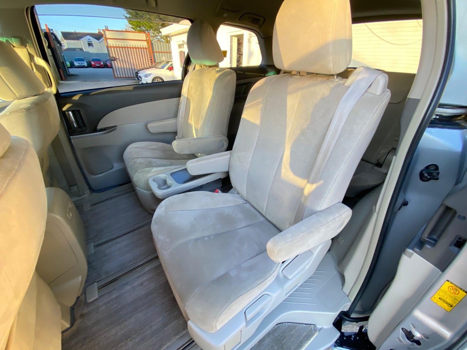 Used Toyota Estima 2025 for sale - 77307162: Photo 35