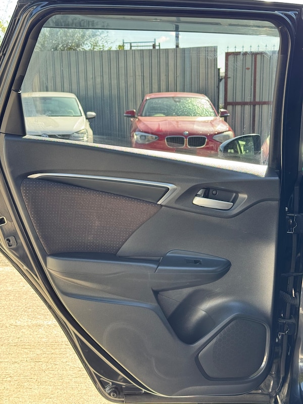 Used Honda Fit 2014 for sale - 76218532: Photo 27