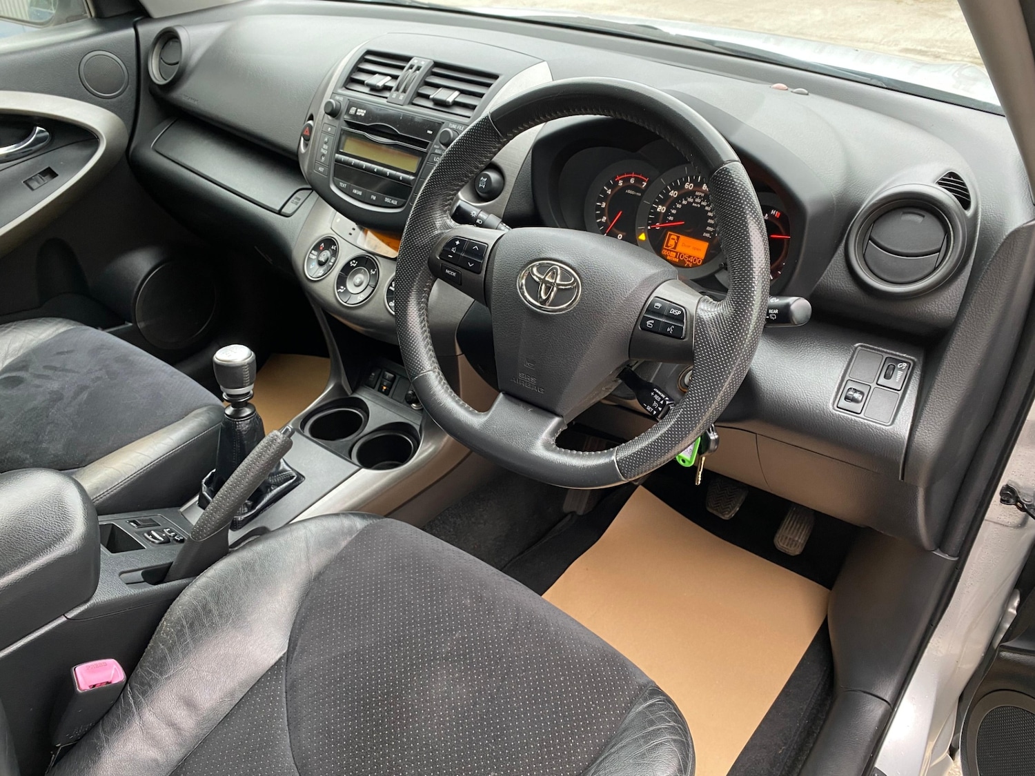Used Toyota RAV4 2011 for sale - 77064071: Photo 12