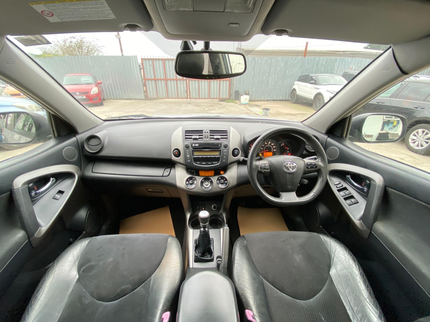 Used Toyota RAV4 2011 for sale - 77064071: Photo 15