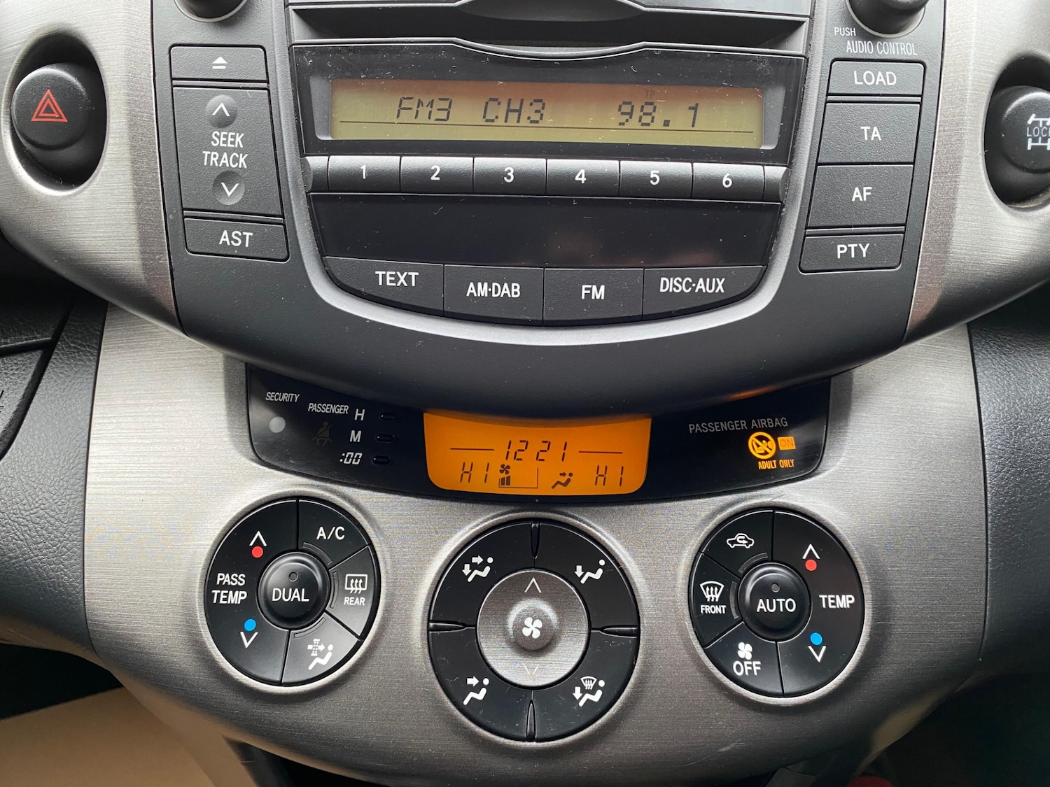 Used Toyota RAV4 2011 for sale - 77064071: Photo 21