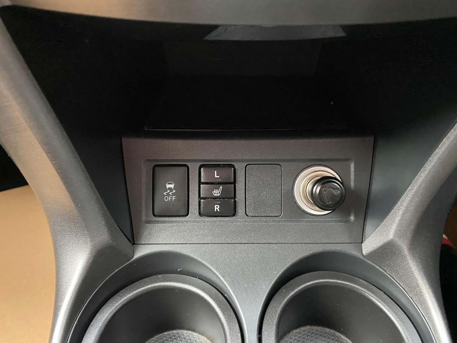 Used Toyota RAV4 2011 for sale - 77064071: Photo 22