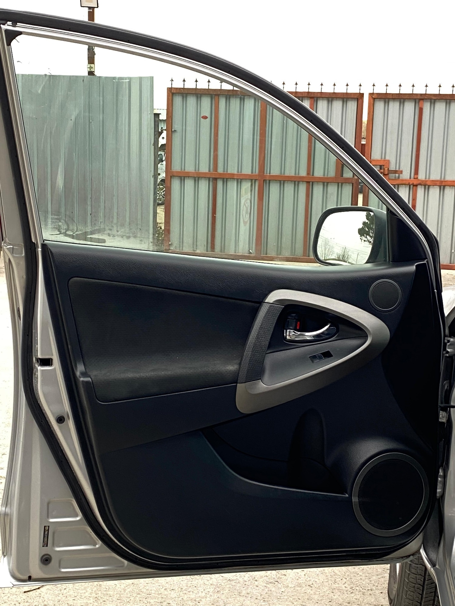 Used Toyota RAV4 2011 for sale - 77064071: Photo 29