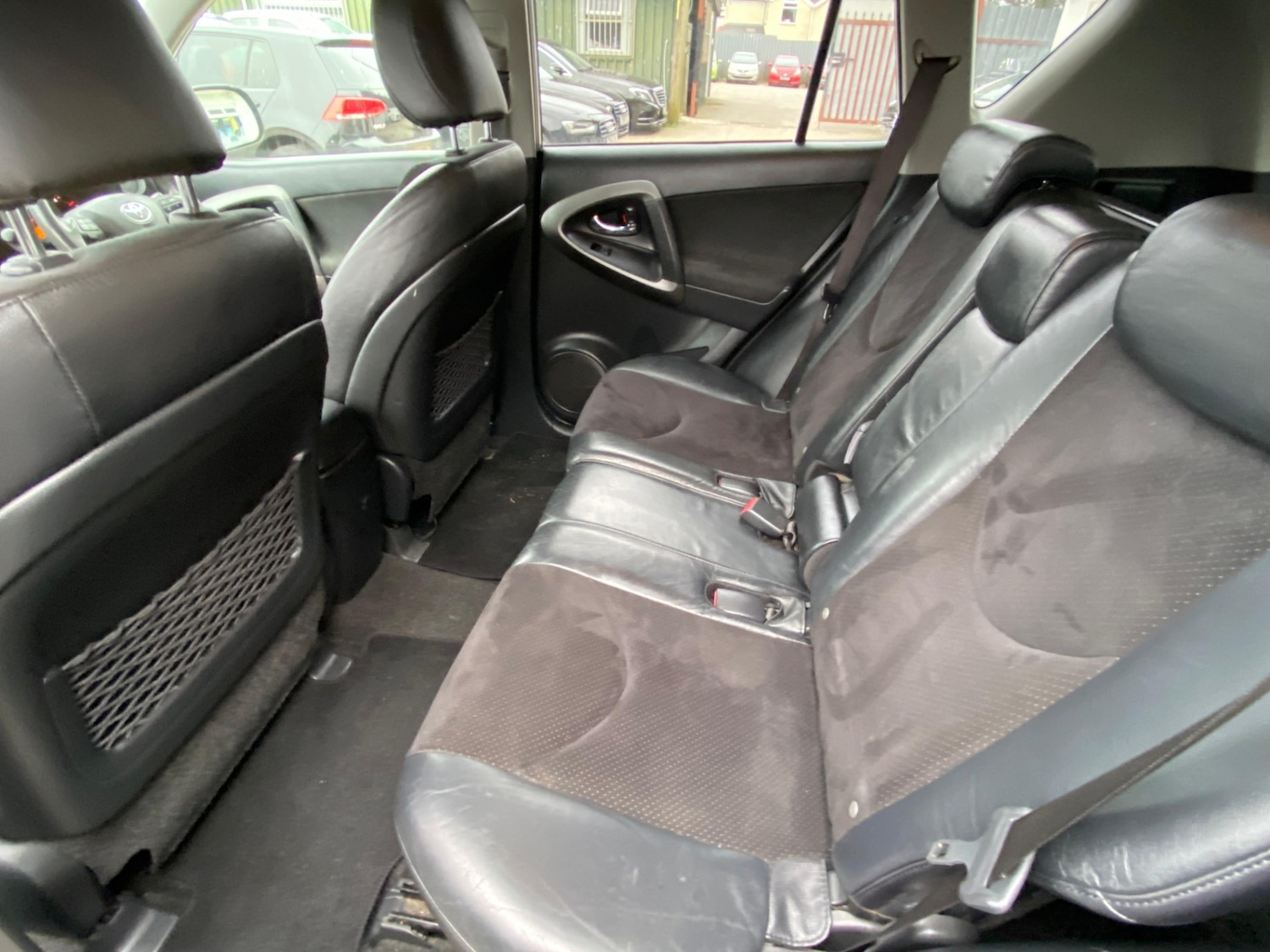 Used Toyota RAV4 2011 for sale - 77064071: Photo 30