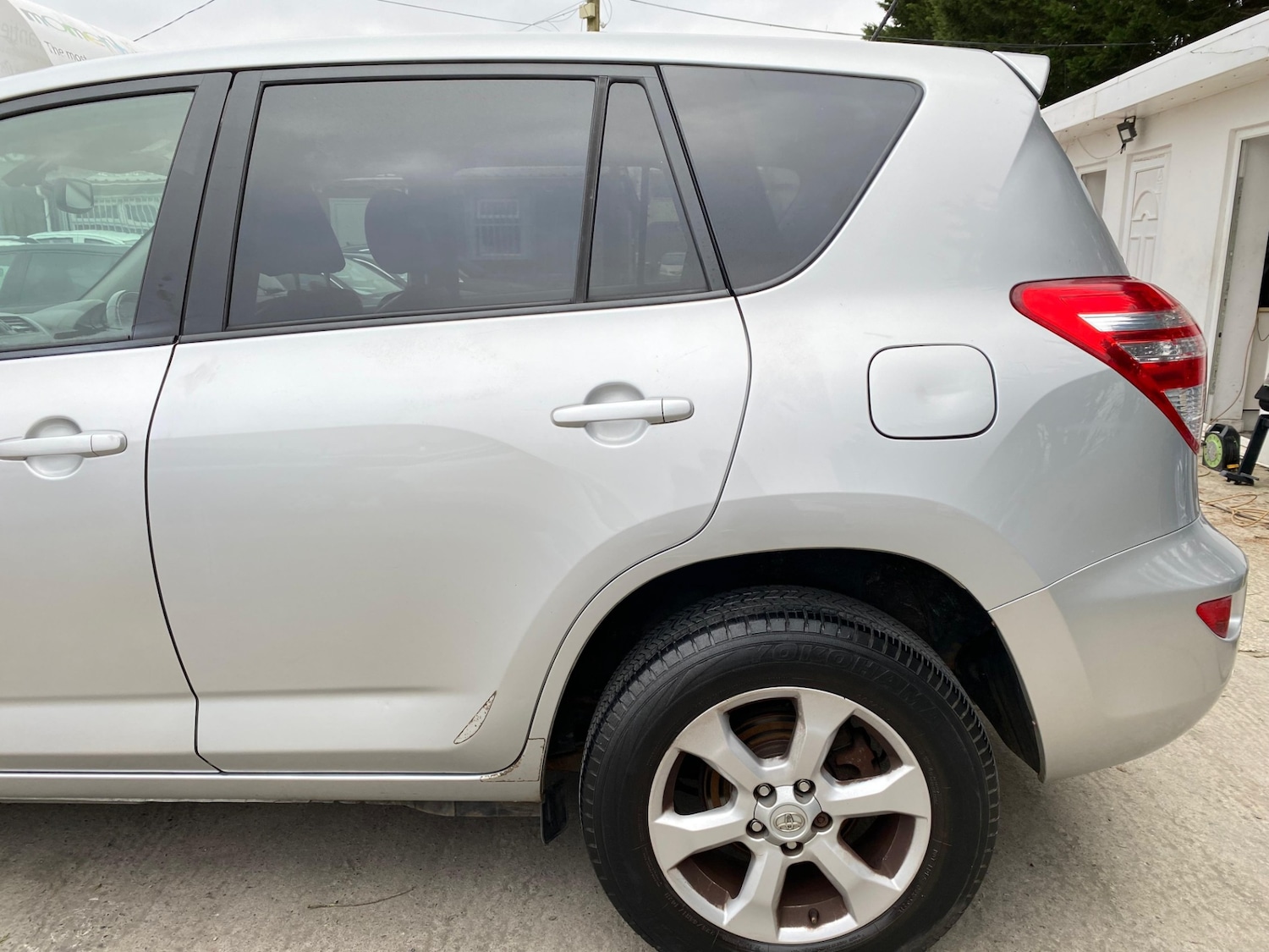 Used Toyota RAV4 2011 for sale - 77064071: Photo 8