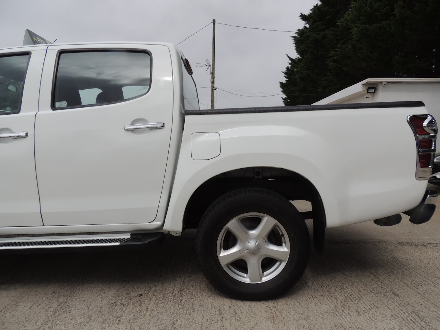 Used Isuzu D-Max 2014 for sale - 77292889: Photo 9