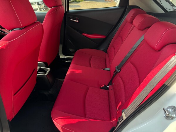 Used Mazda Demio 2015 for sale - 76181193: Photo 30