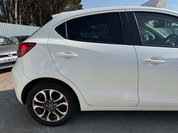 Used Mazda Demio 2015 for sale - 76181193: Photo 5