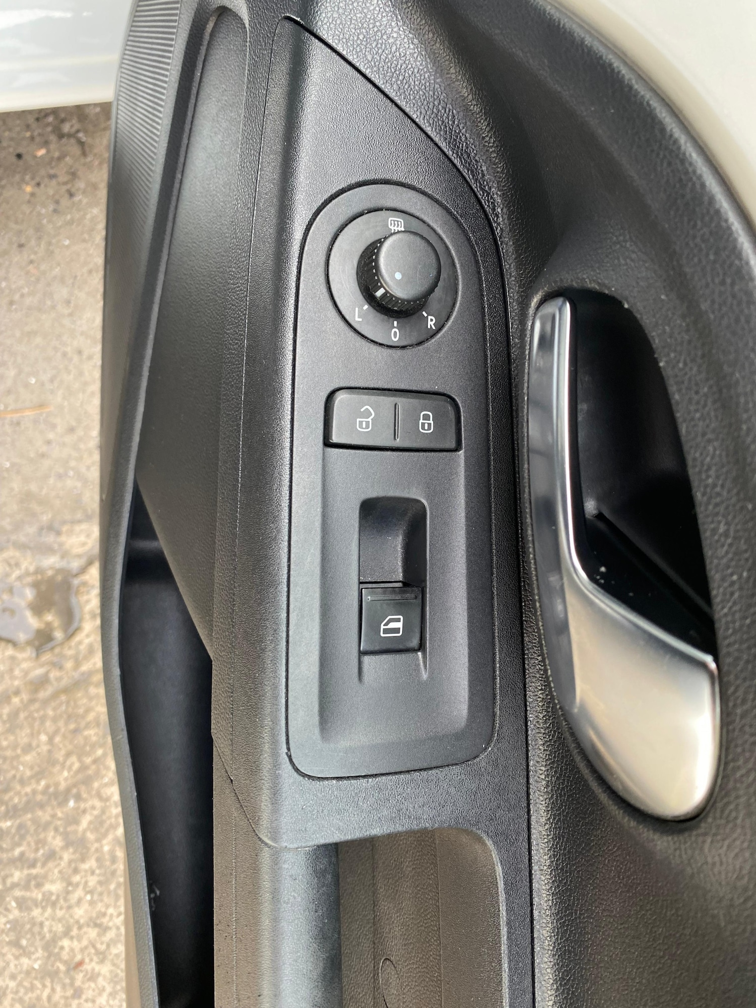 Used Volkswagen up! 2026 for sale - 77825777: Photo 23