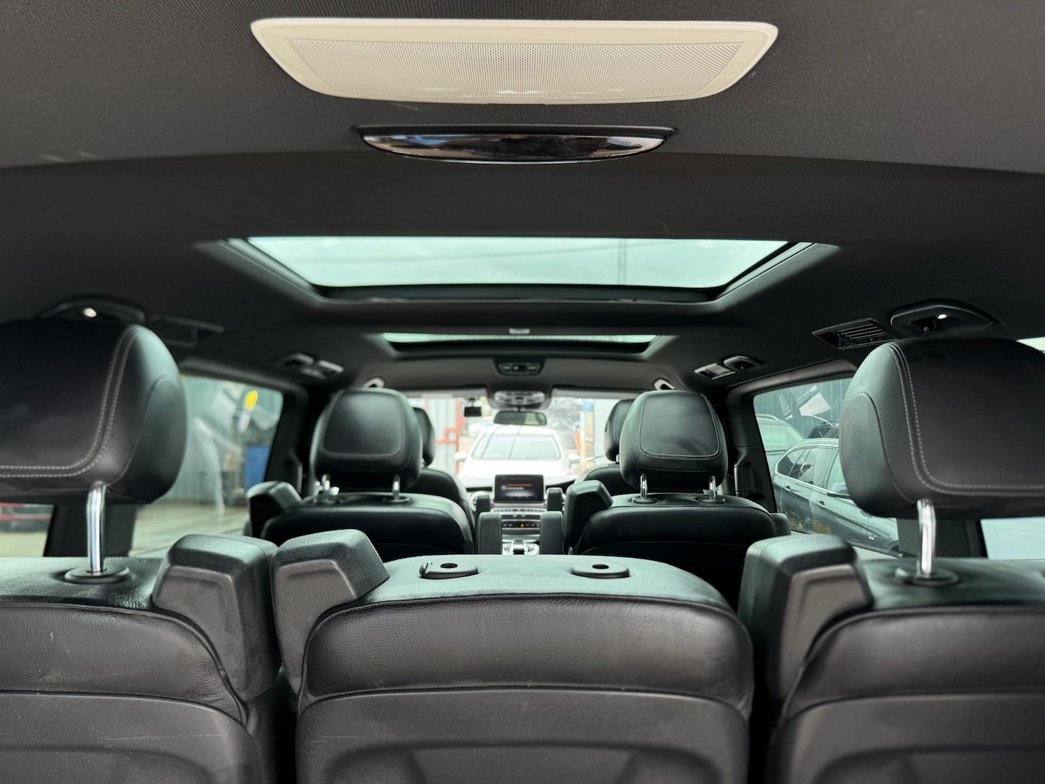 Used Mercedes-Benz V-Class 2025 for sale - 77401264: Photo 13