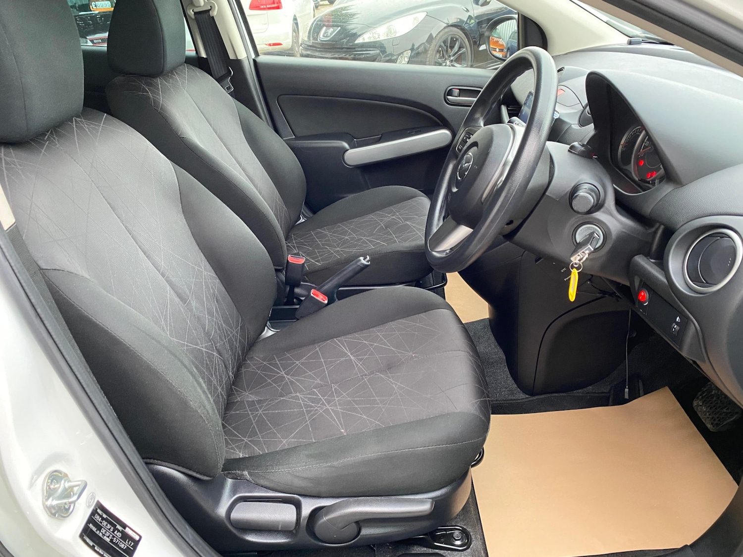 Used Mazda Demio 2026 for sale - 77251002: Photo 13