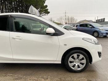 Used Mazda Demio undefined for sale - 77251002: Photo