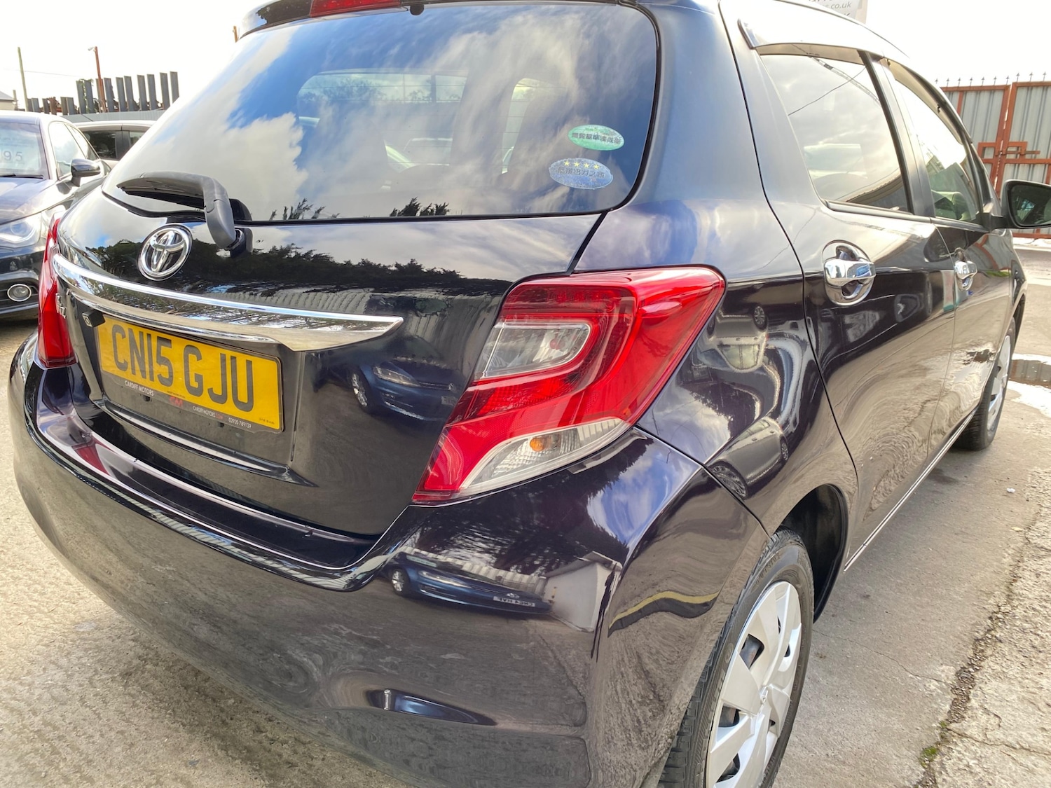 Used Toyota Vitz 2025 for sale - 76966084: Photo 38