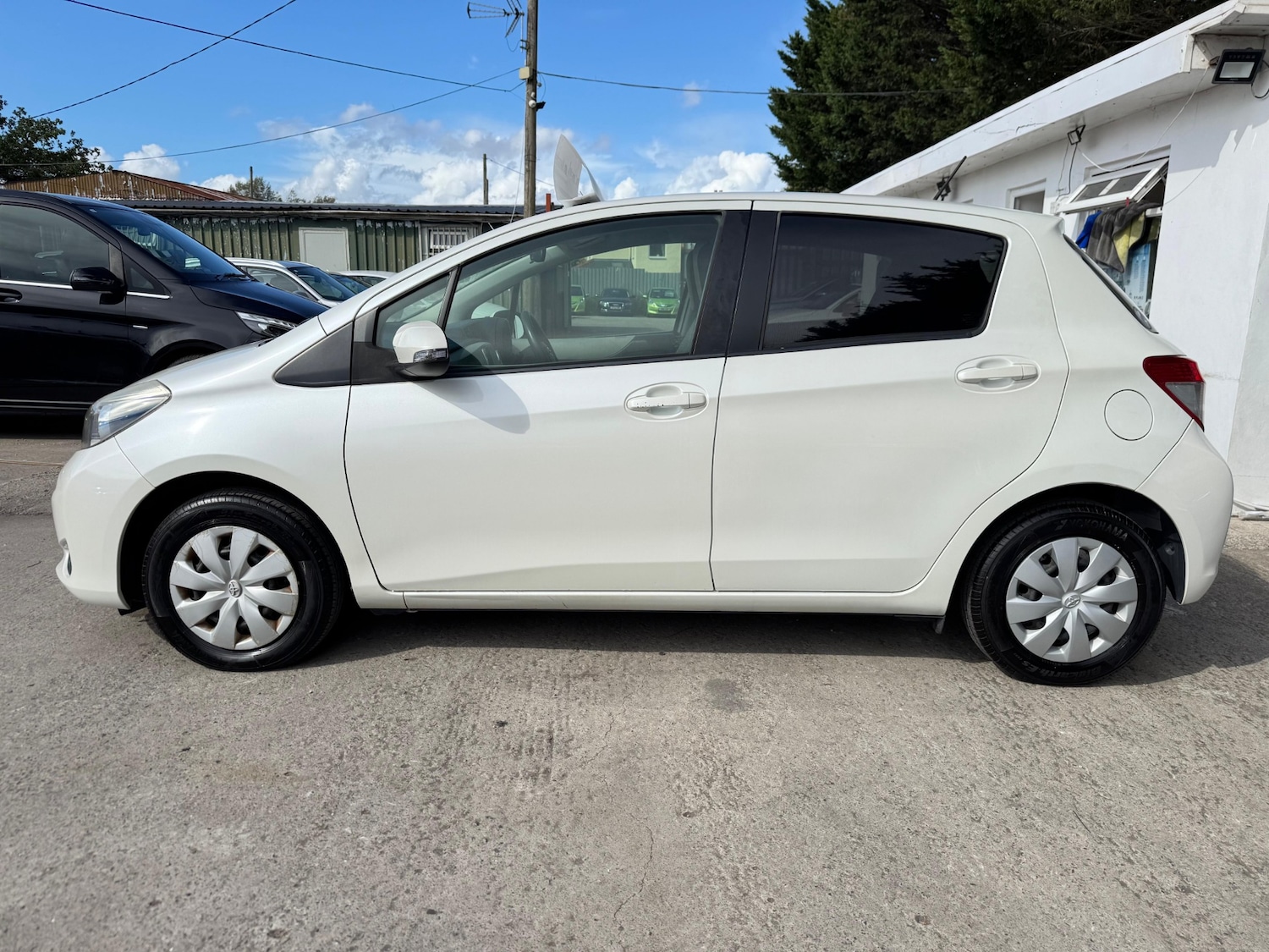 Used Toyota Vitz 2025 for sale - 77512156: Photo 7