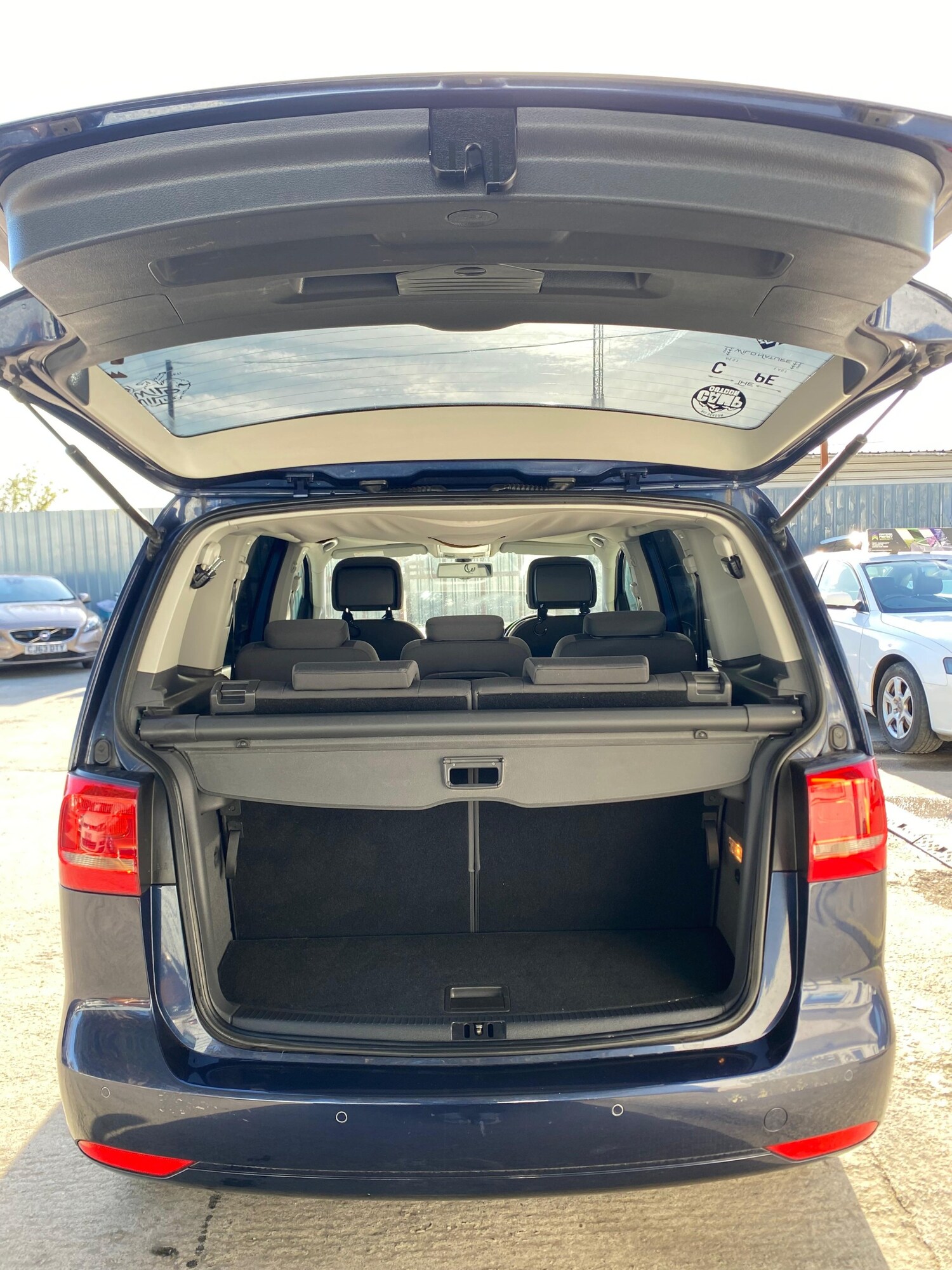 Used Volkswagen Touran 2026 for sale - 78145714: Photo 10