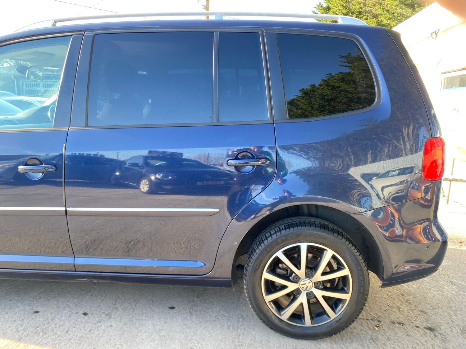 Used Volkswagen Touran 2026 for sale - 78145714: Photo 8