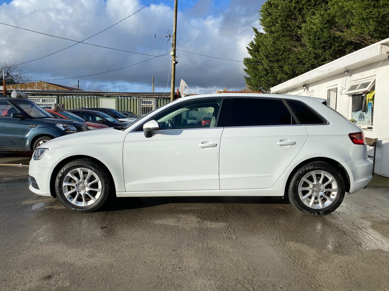 Used Audi A3 2015 for sale - 77393619: Photo 6