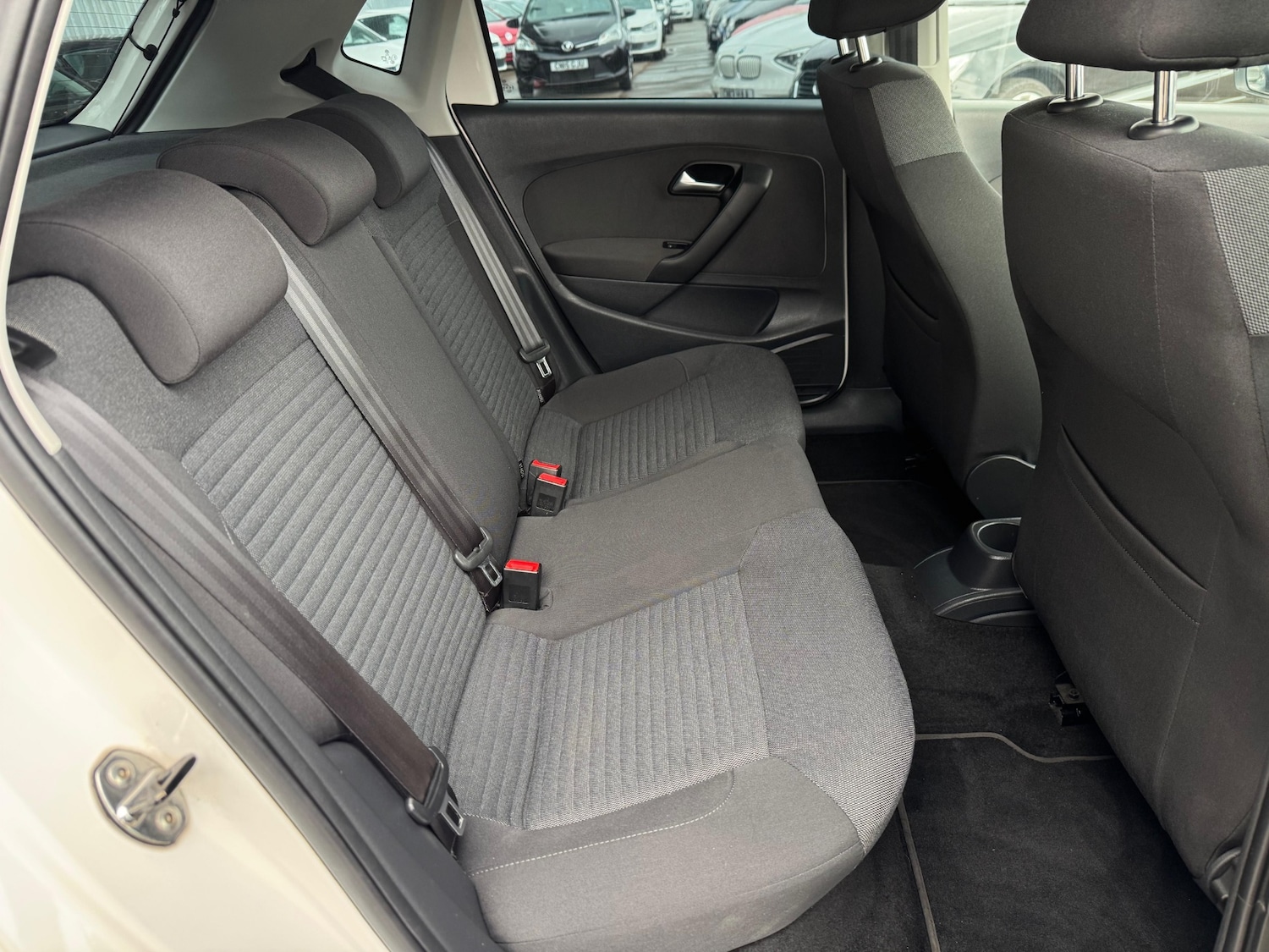 Used Volkswagen Polo 2013 for sale - 76703023: Photo 14