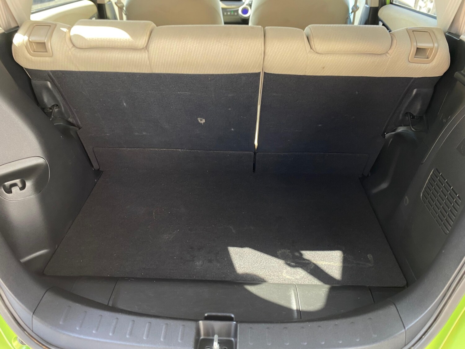 Used Honda Fit 2010 for sale - 78171976: Photo 12