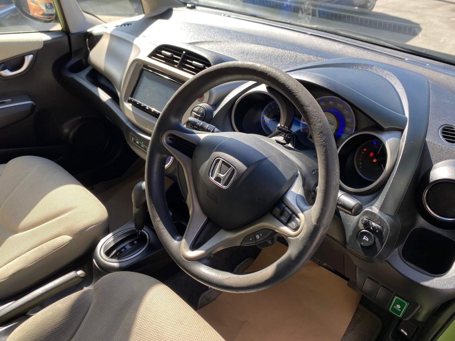 Used Honda Fit 2010 for sale - 78171976: Photo 13