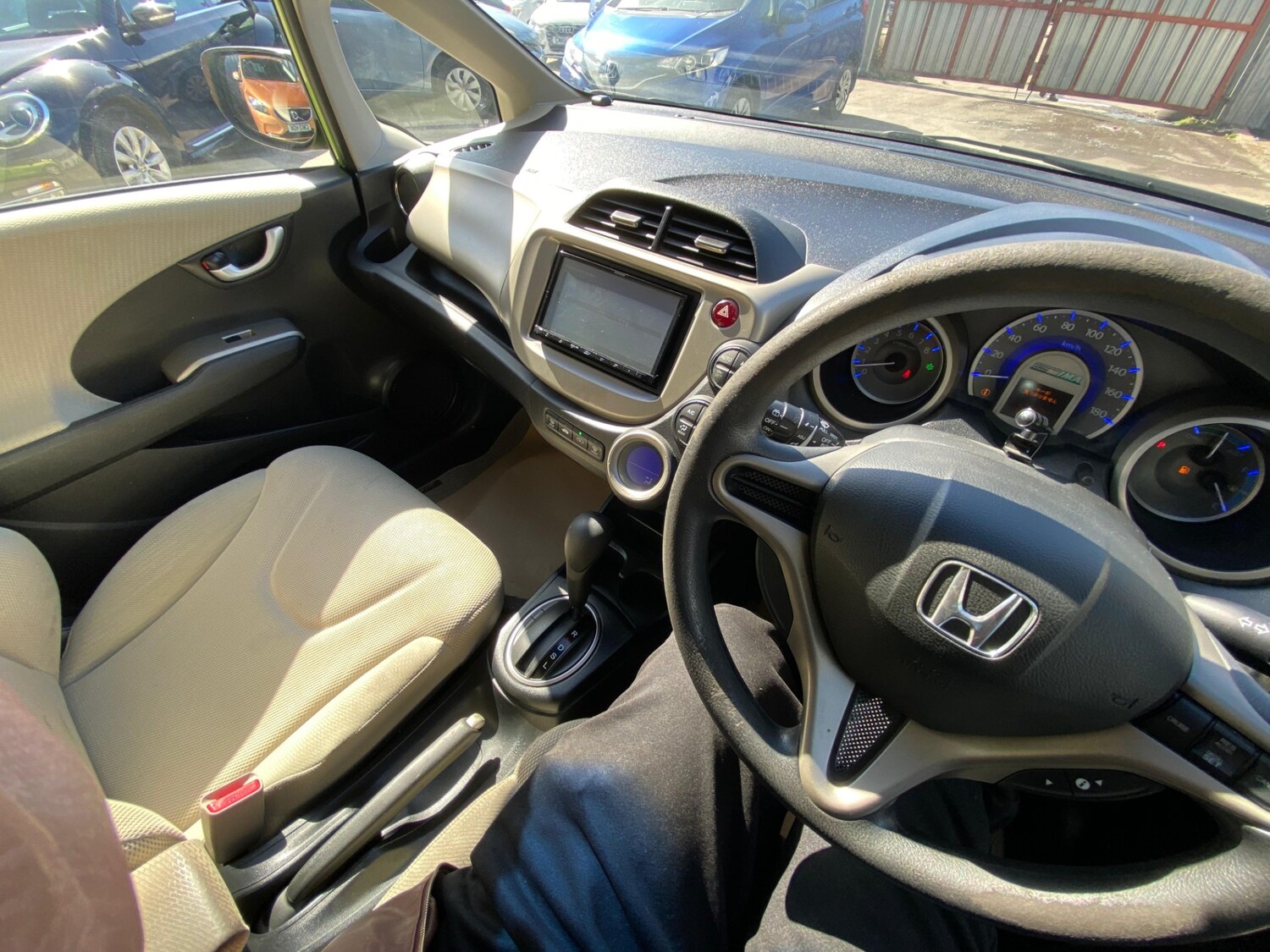 Used Honda Fit 2010 for sale - 78171976: Photo 17