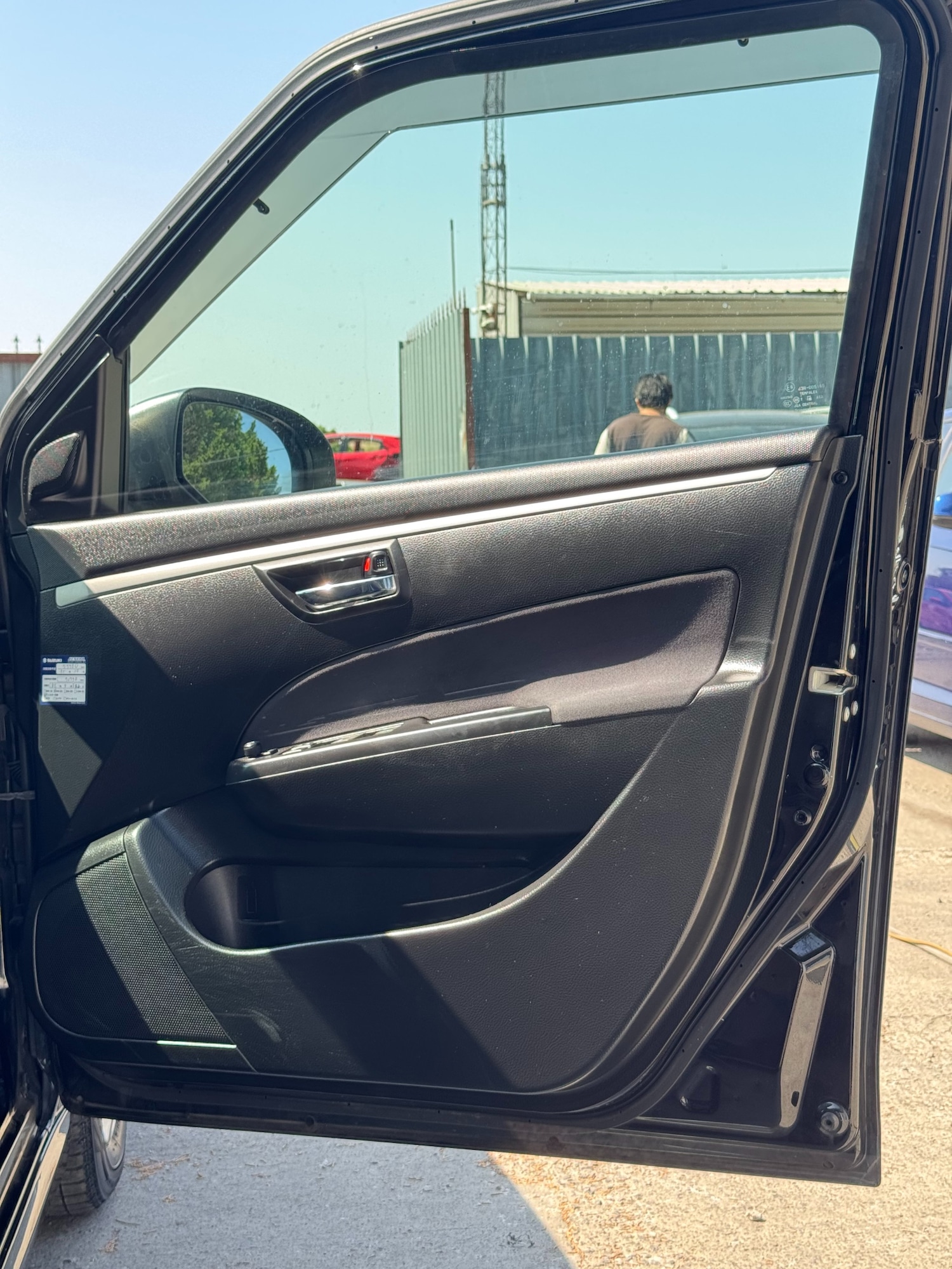 Used Suzuki Swift 2014 for sale - 76064963: Photo 26