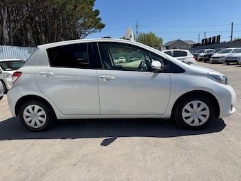 Used Toyota Vitz 2012 for sale - 77372666: Photo