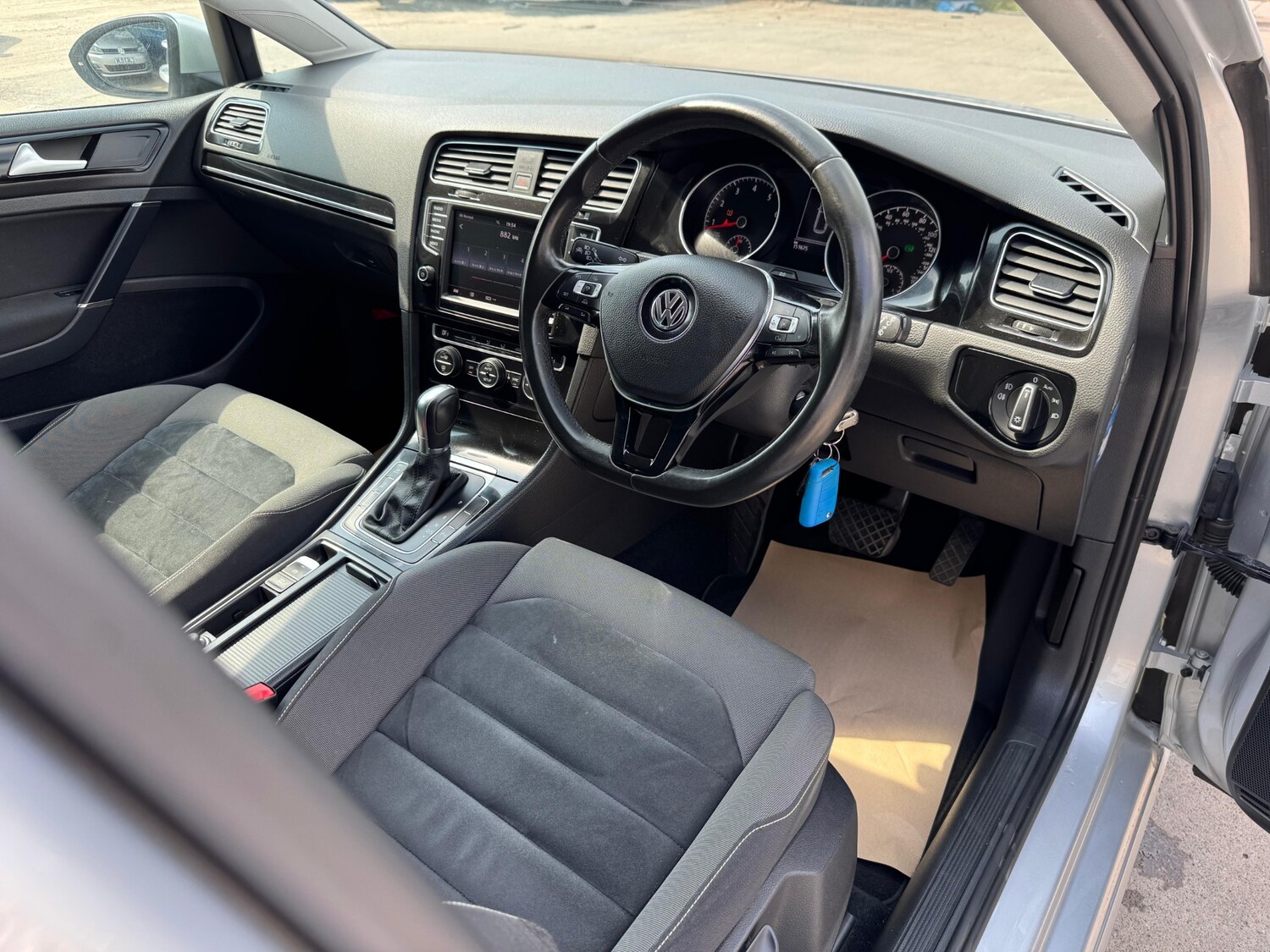 Used Volkswagen Golf 2014 for sale - 77809664: Photo 13