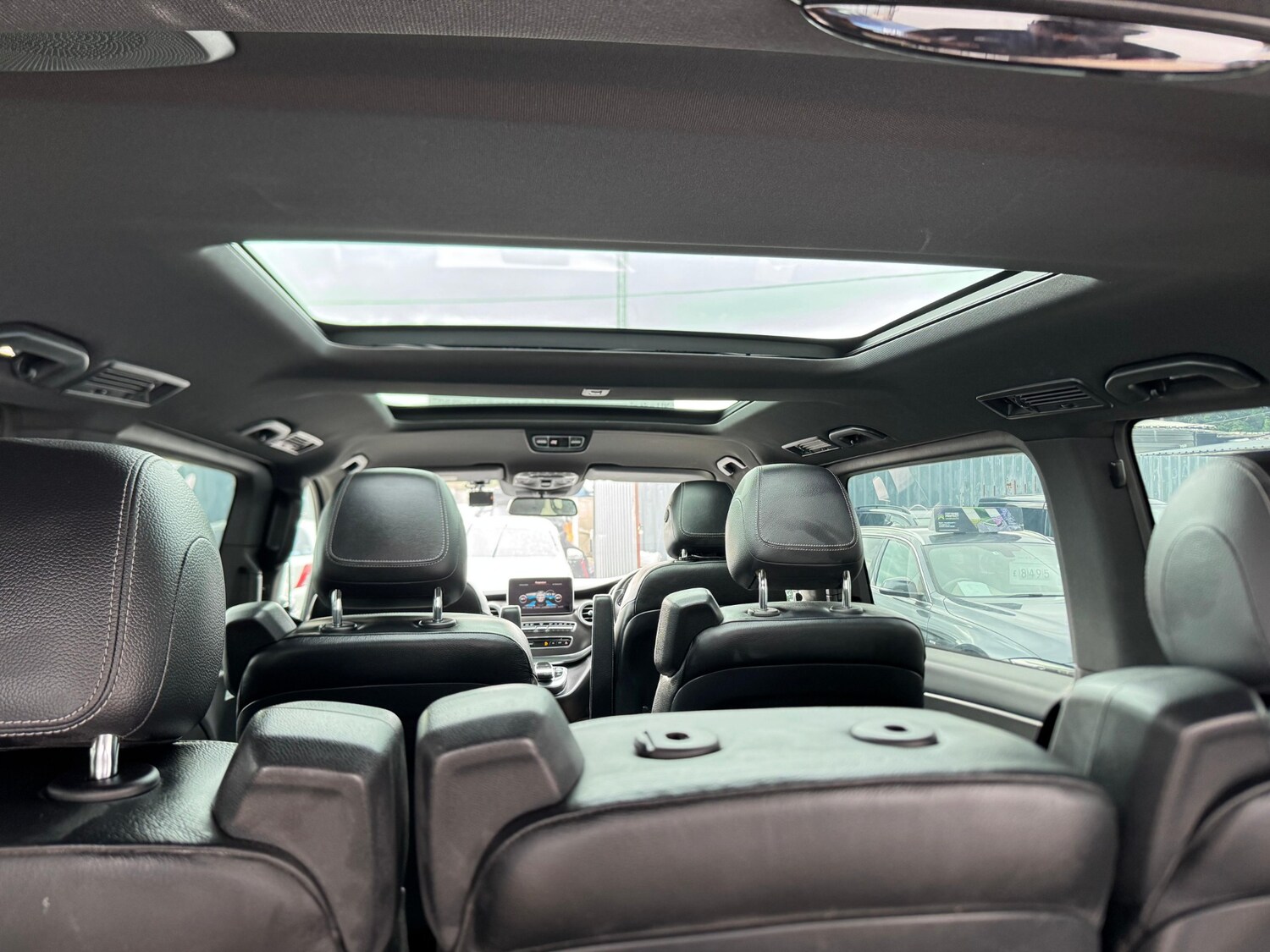 Used Mercedes-Benz V-Class 2017 for sale - 76319677: Photo 40