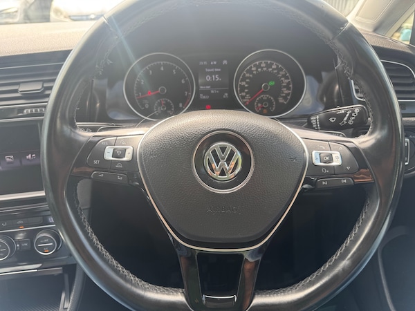 Used Volkswagen Golf 2014 for sale - 76274879: Photo 15