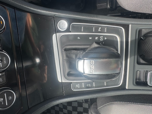 Used Volkswagen Golf 2014 for sale - 76274879: Photo 19
