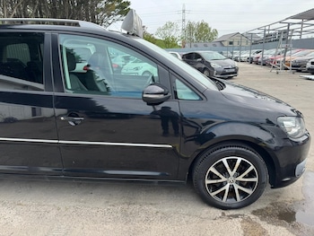 Used Volkswagen Touran 2011 for sale - 78426932: Photo